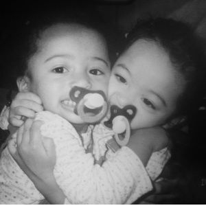 Meet your Posher, Aya